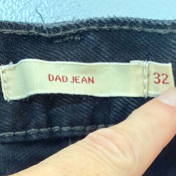 Levi's Women’s Black Relaxed Boyfriend Jeans | 32x30 - Picture 4 of 9